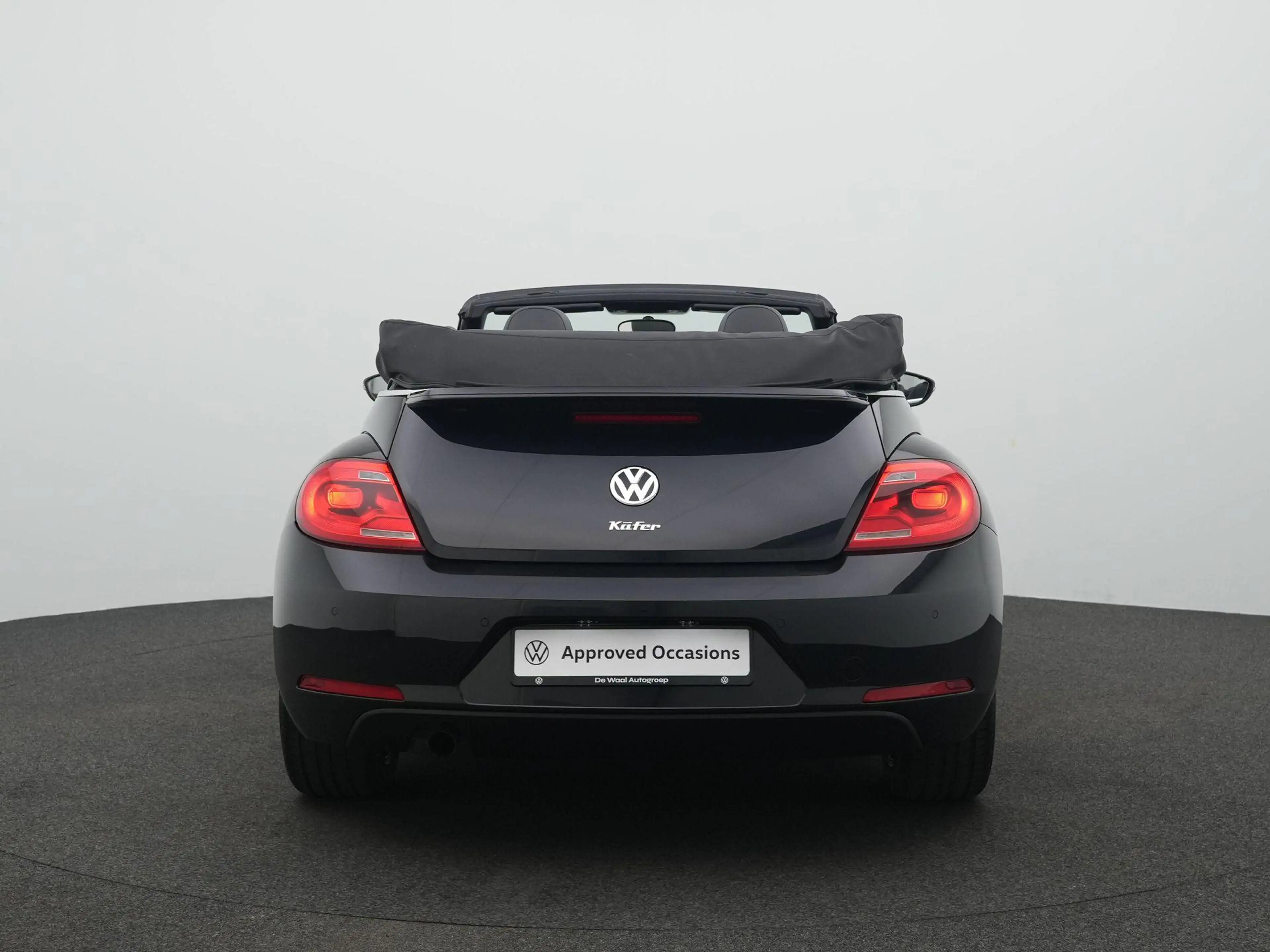 Volkswagen Beetle Cabriolet 1.2 TSI 105pk Design BlueMotion | Stoelv — photo 6