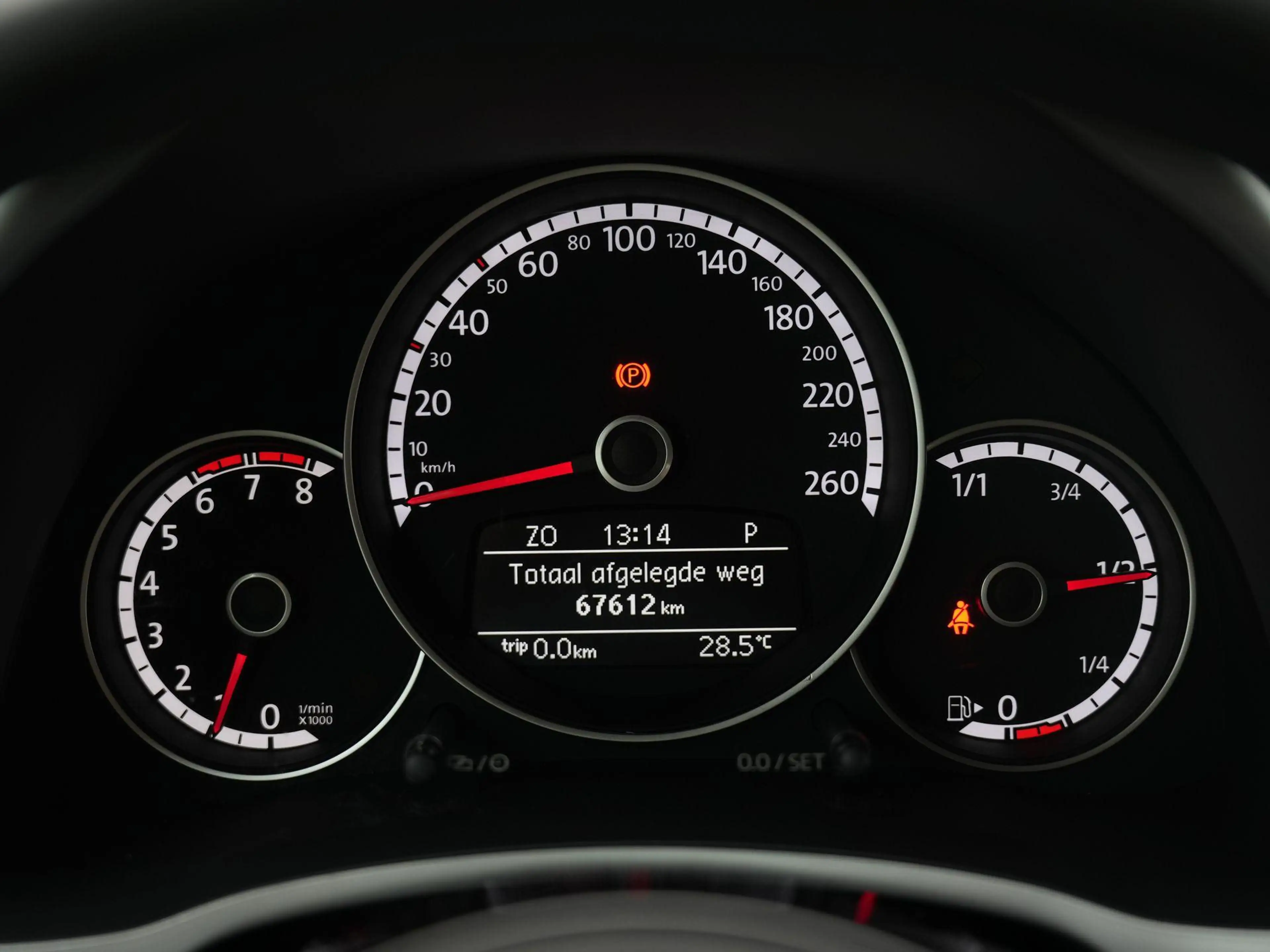 Volkswagen Beetle Cabriolet 1.2 TSI 105pk Design BlueMotion | Stoelv — photo 12