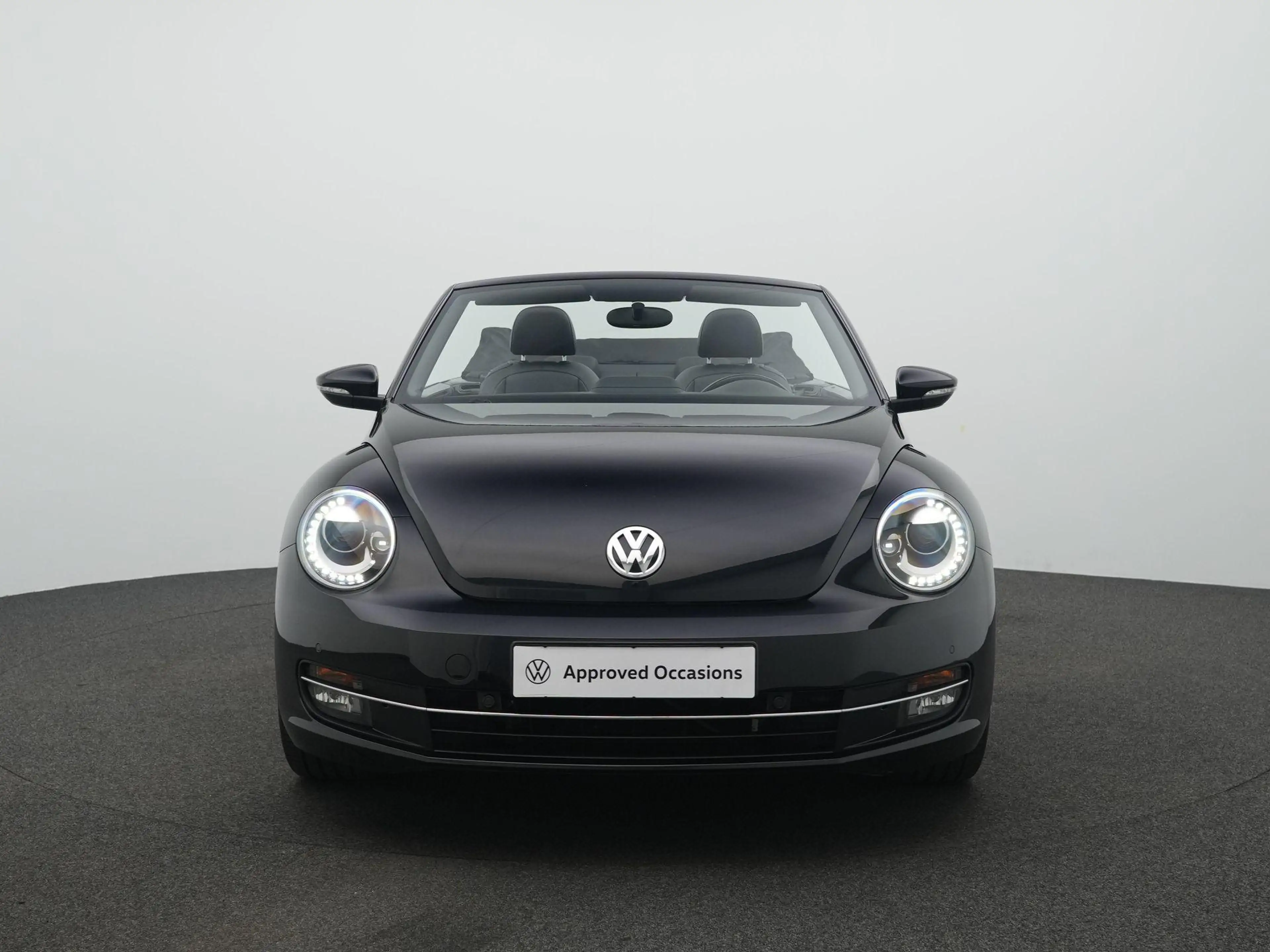 Volkswagen Beetle Cabriolet 1.2 TSI 105pk Design BlueMotion | Stoelv — photo 3