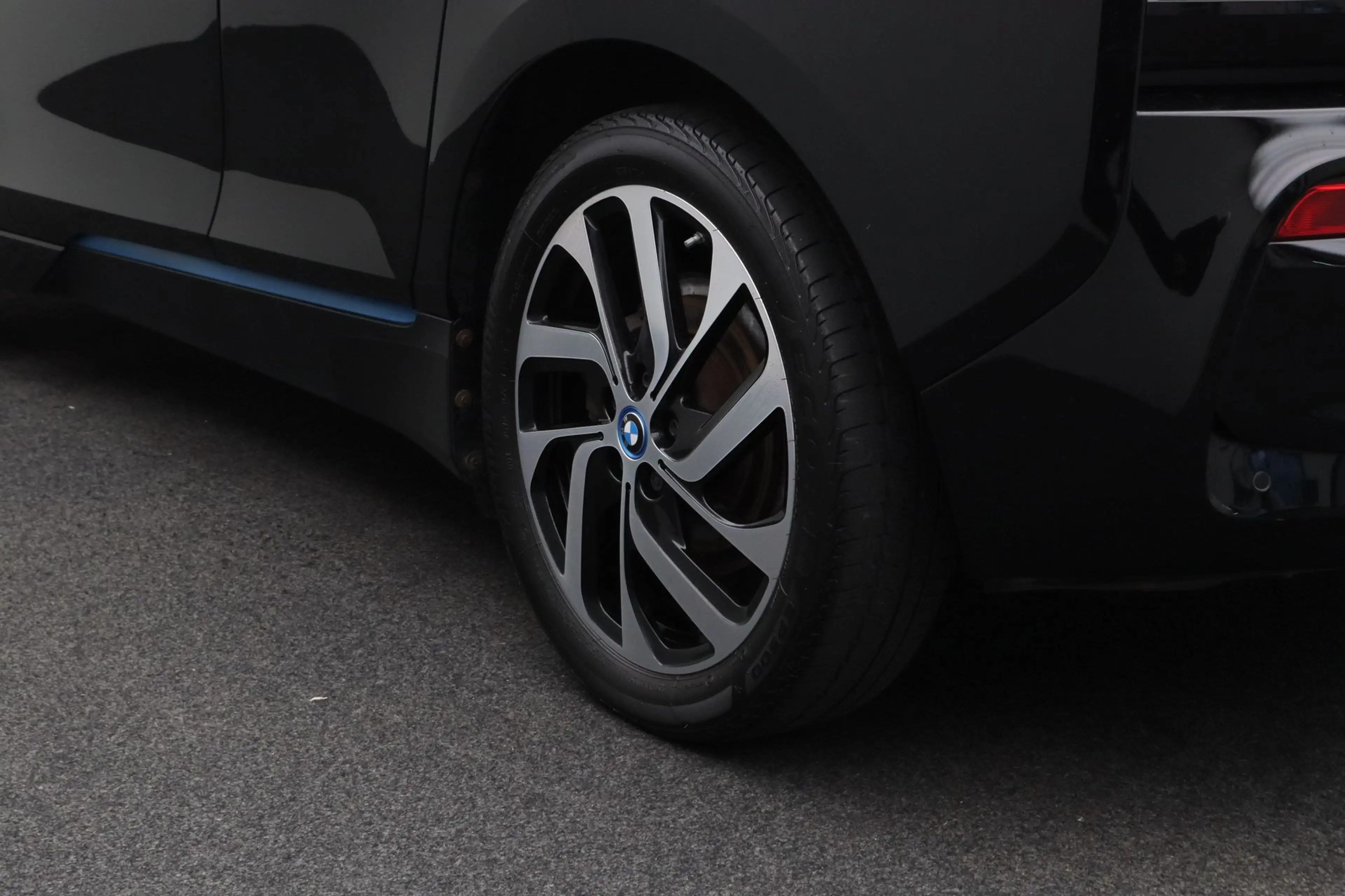 BMW i3 120Ah 42 kWh | Middenarmsteun voor | Elektrisch ve — photo 5