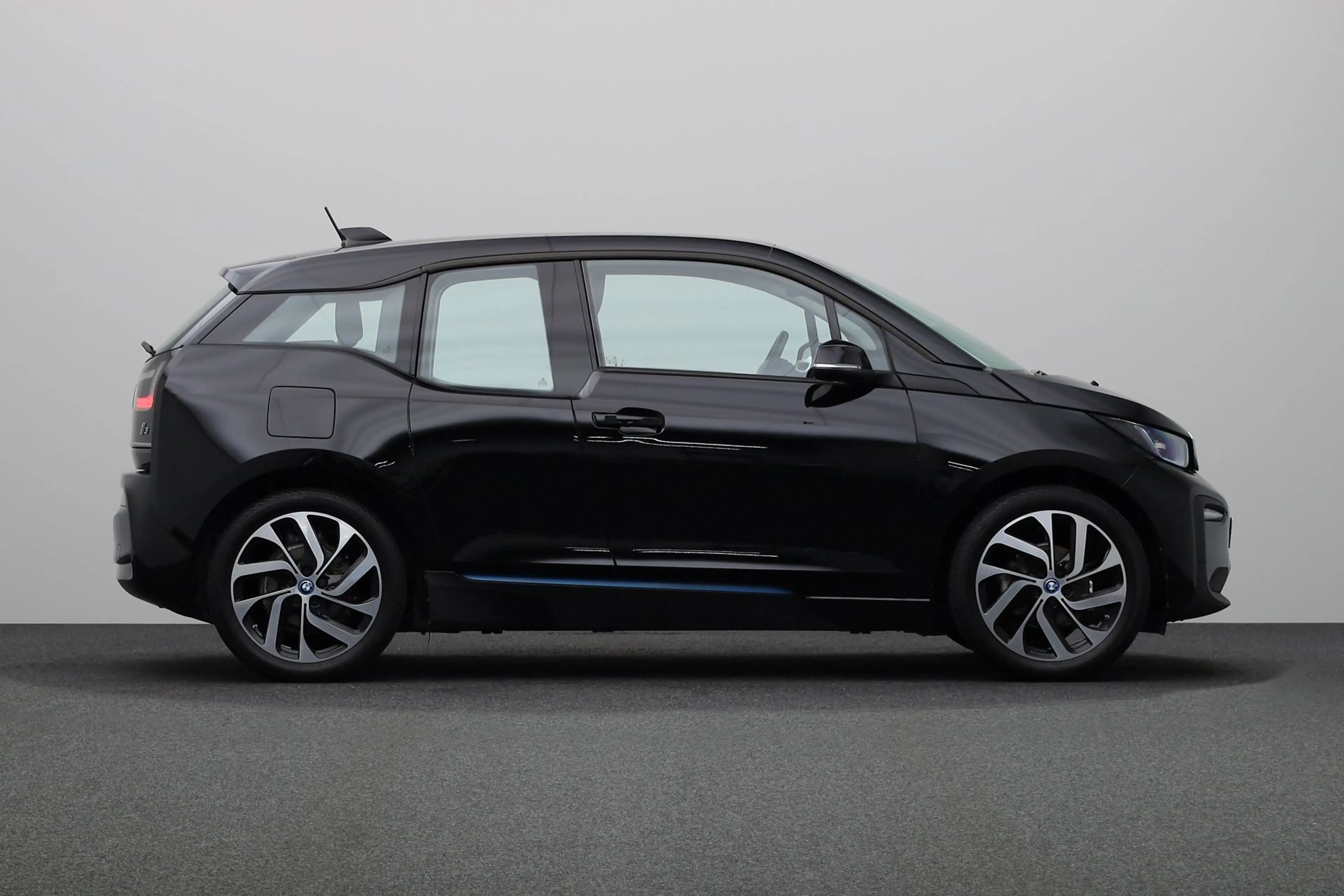 BMW i3 120Ah 42 kWh | Middenarmsteun voor | Elektrisch ve — photo 10