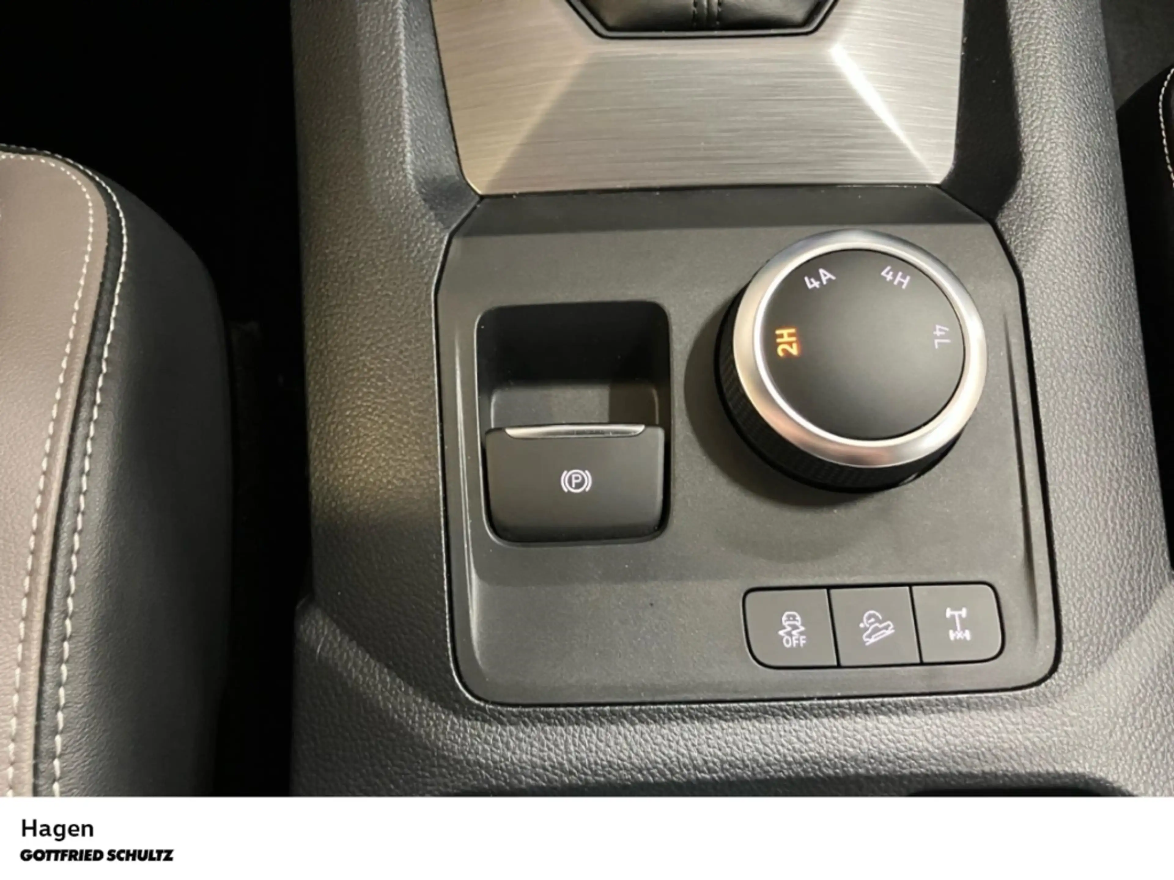Volkswagen Amarok Aventura DC 3.0 TDI 4M IQ.Light NAV AHK LEDER — photo 14