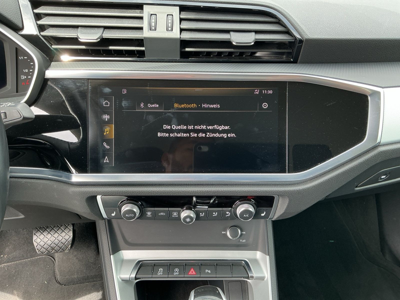 Audi Q3 35 TFSI S-TR LED+NAVI+2xPDC+GRA+SHZ+DAB+AHK — photo 11