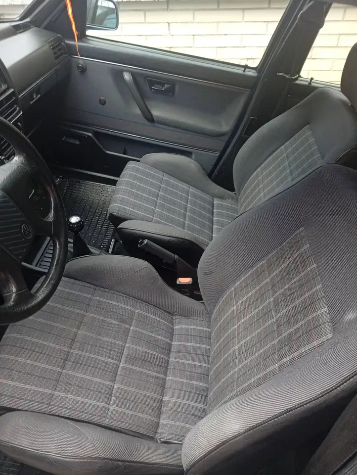 Volkswagen Golf GTI Golf 1.8 GTI 110 GTI, foto 4