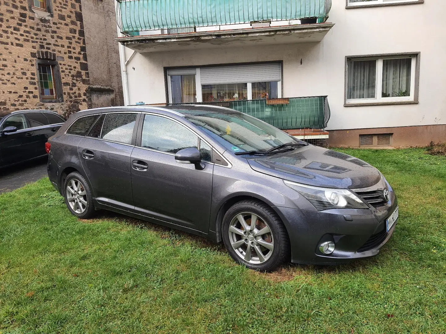Toyota Avensis Combi 2.2 D-4D Edition Brown - 2