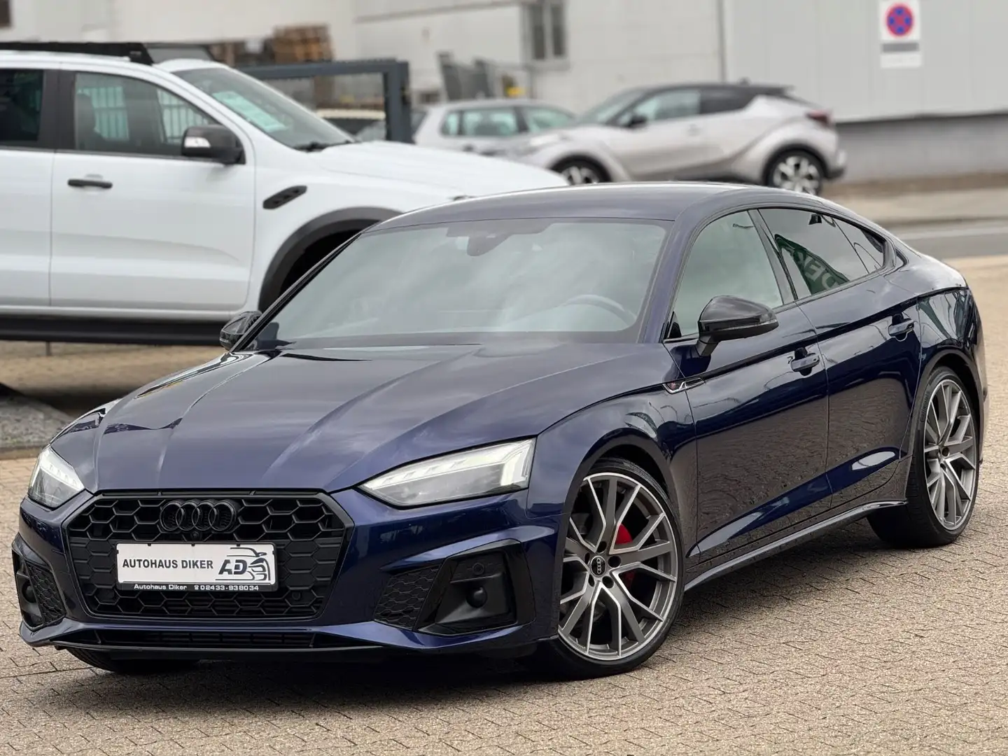Audi A5 Sportback 40 TFSI S line Competition Virtual Bleu - 1