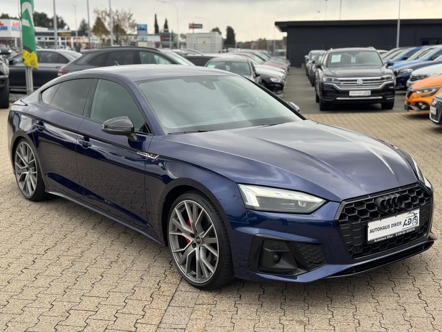 Audi A5 Sportback 40 TFSI S line Competition Virtual Bleu - 2
