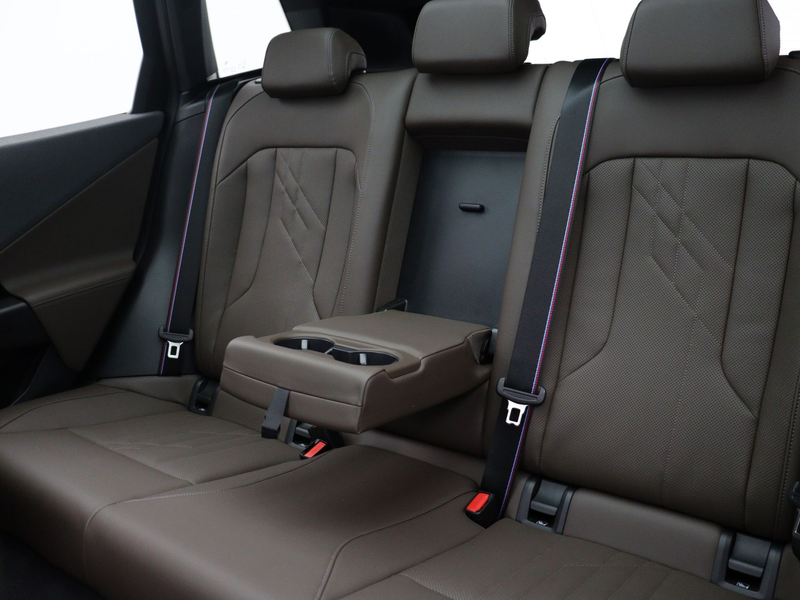 BMW X3 30e xDrive — photo 9