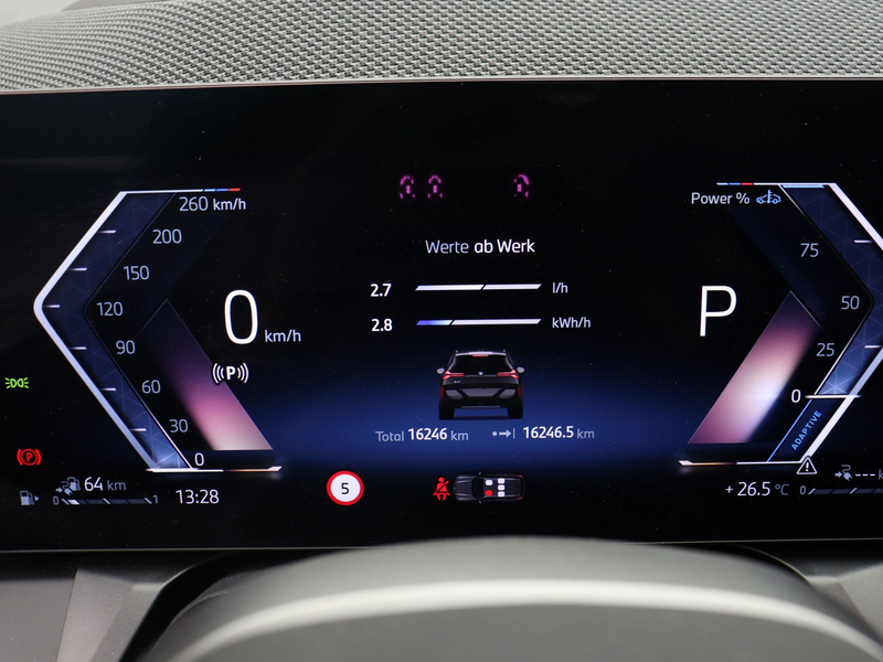 BMW X3 30e xDrive — photo 13