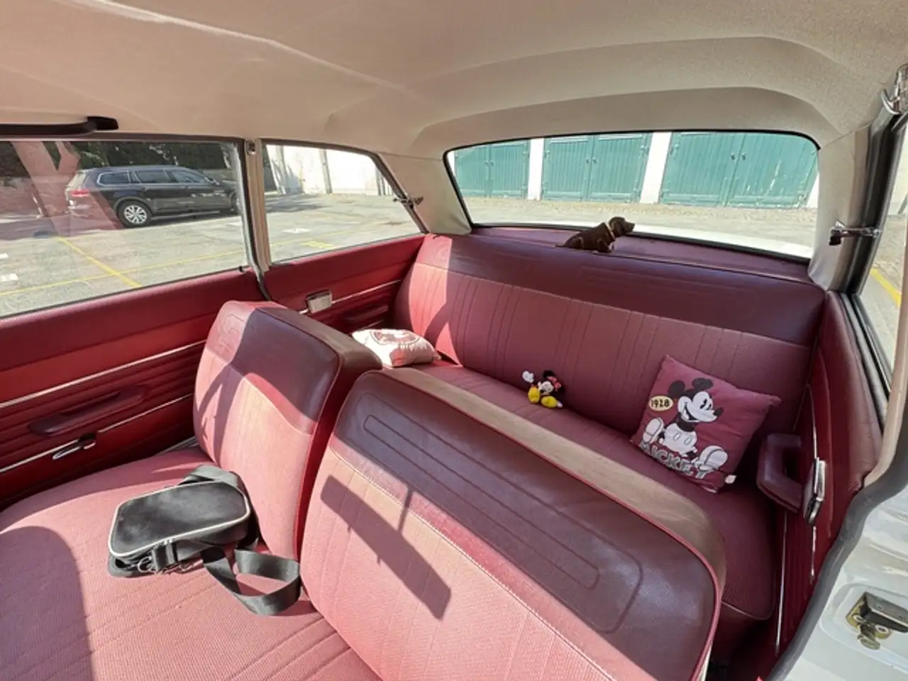 Ford Taunus 17m / 21 - P5 Coupé (1966) – Top-Zustand, H-Zulassung, seltene Farbkombination & Lenkradschaltung, foto 9
