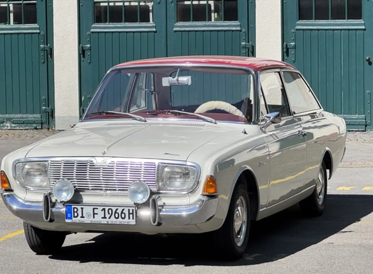 Ford Taunus 17m / 21 - P5 Coupé (1966) – Top-Zustand, H-Zulassung, seltene Farbkombination & Lenkradschaltung, foto 4