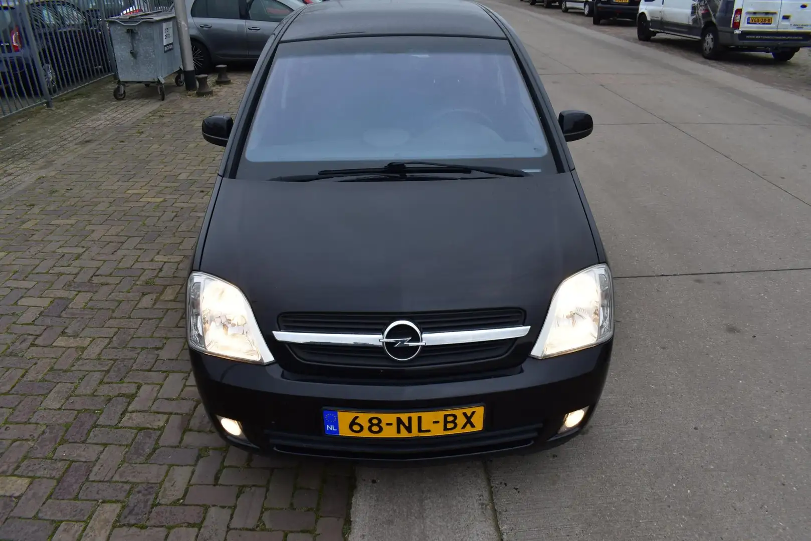 Opel Meriva 1.8-16V Cosmo Noir - 2