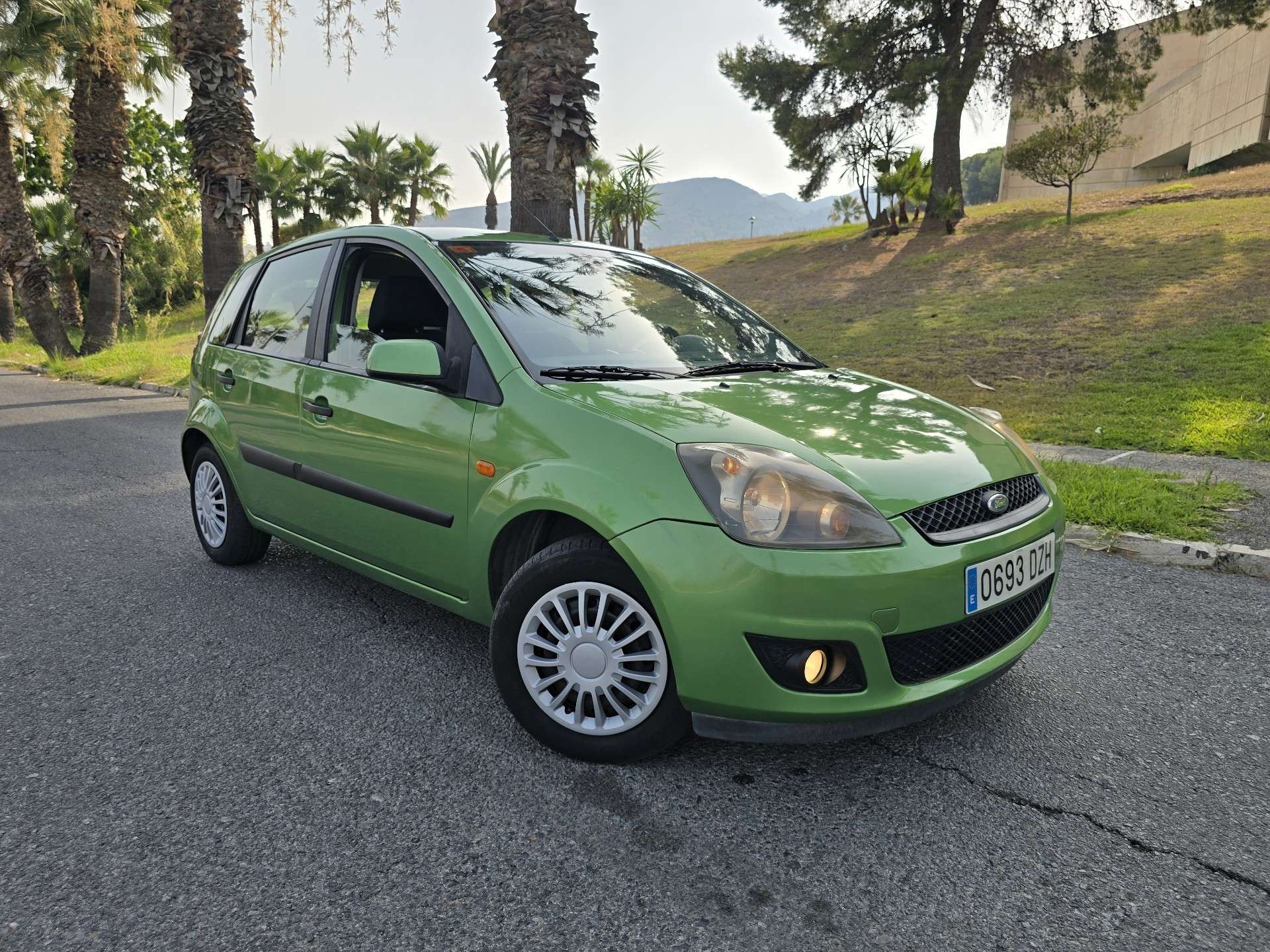 Ford Fiesta 1.4TDCI Ambiente - foto 1