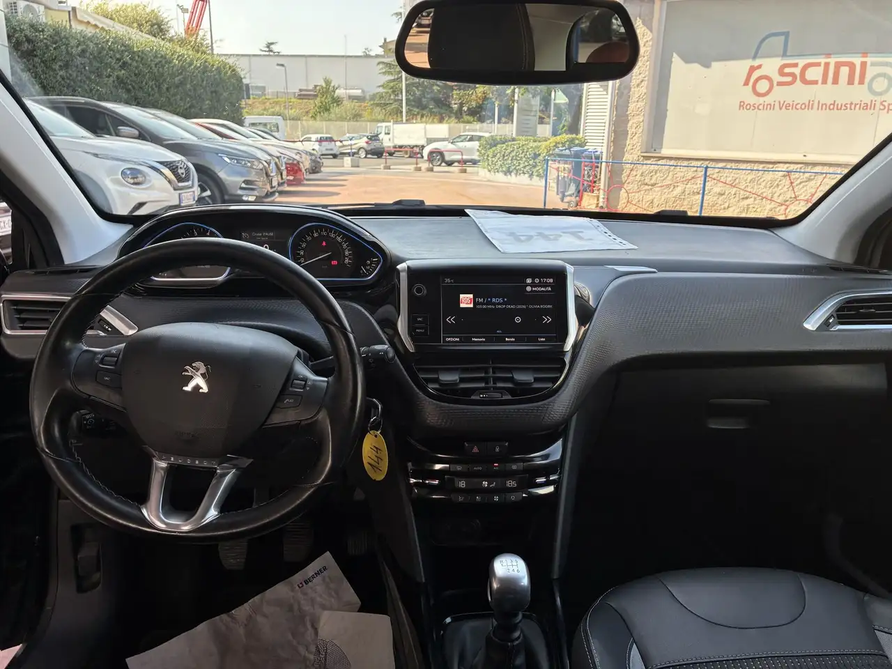 Peugeot 2008 — photo 10 sur 13