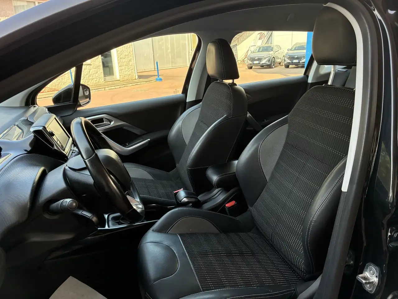 Peugeot 2008 — photo 7 sur 13