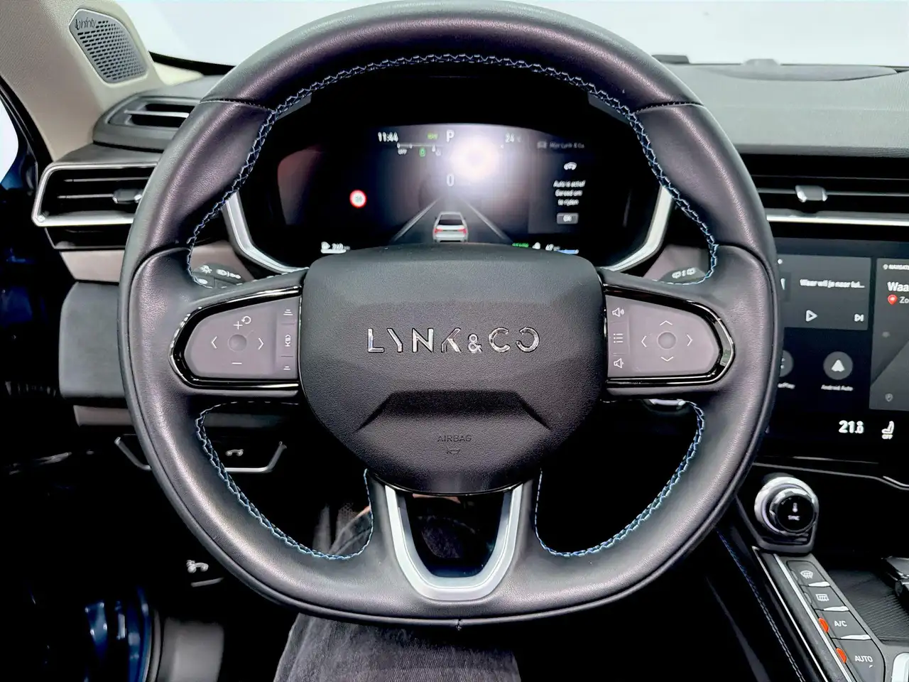 Lynk & Co 01 2023