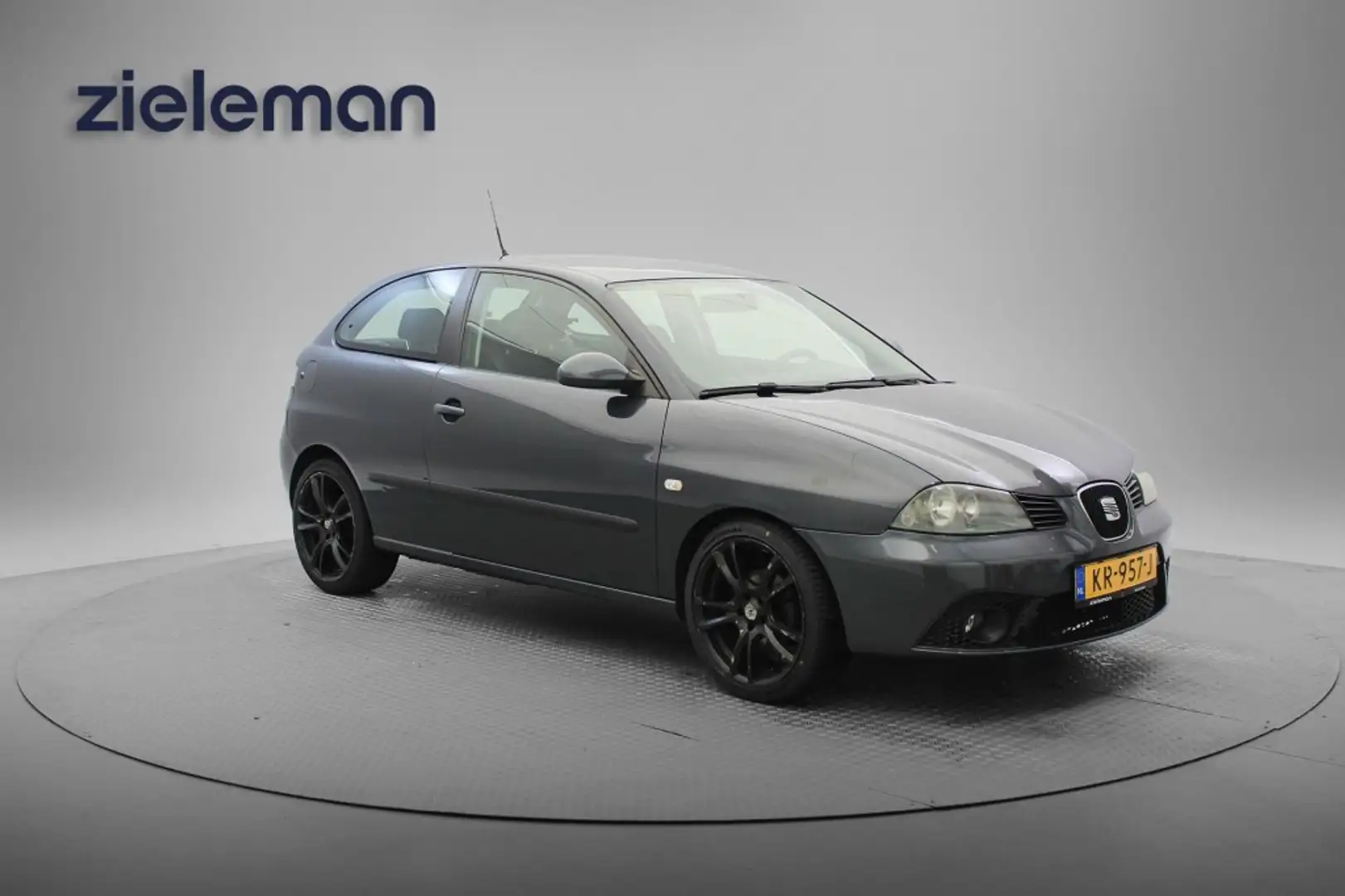 SEAT Ibiza 1.4 16V FR - Nieuwe APK Gris - 1