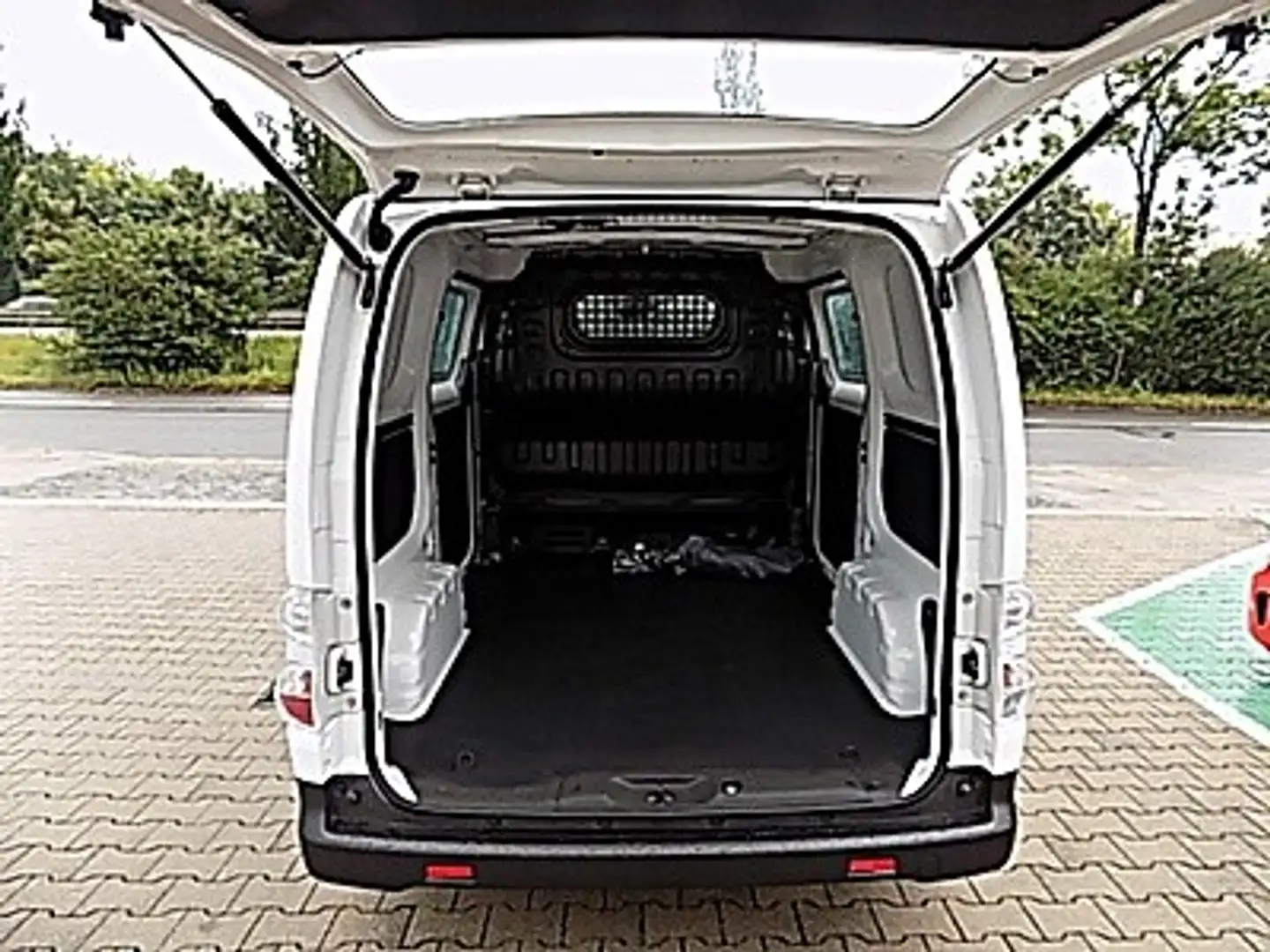 Nissan E-NV200 (ME1) Premium 40kw/h Winterpaket Schiebetüre link White - 2