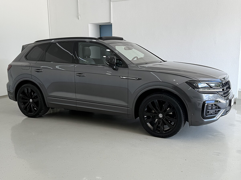 Volkswagen Touareg 4Motion V6 TDI SCR R-Line Aut. — photo 8