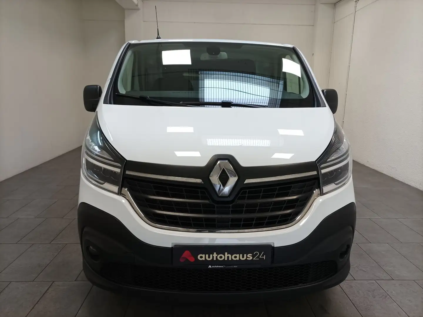 Renault Trafic 2,0 dCi 145 dCi L2H1|AHK|Navi|CAM|Sitzhzg Белый - 2