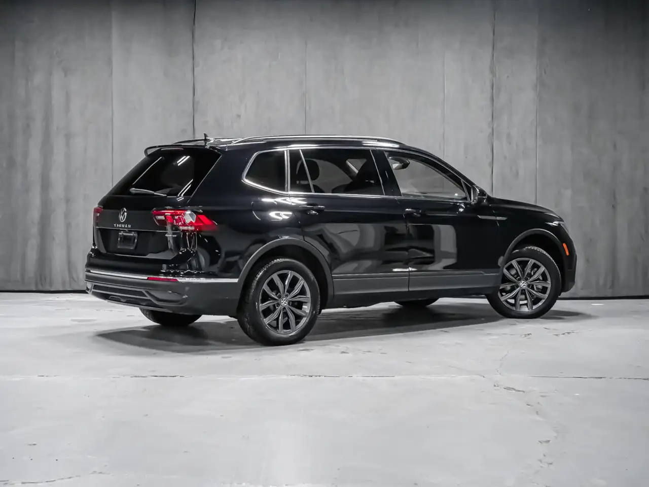 Volkswagen Tiguan снимка Volkswagen Tiguan