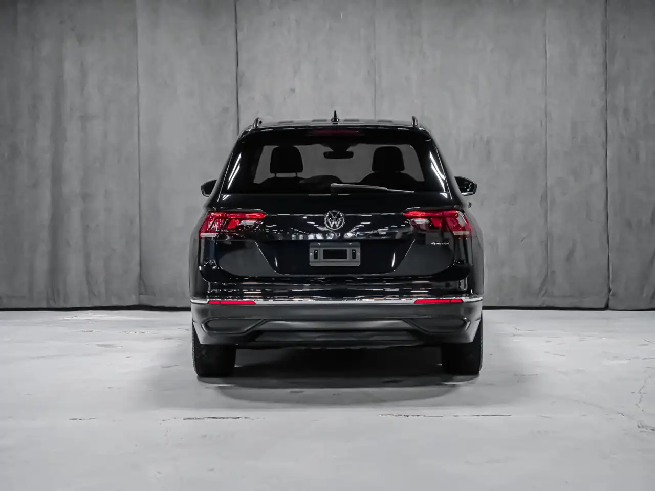 Volkswagen Tiguan снимка Volkswagen Tiguan