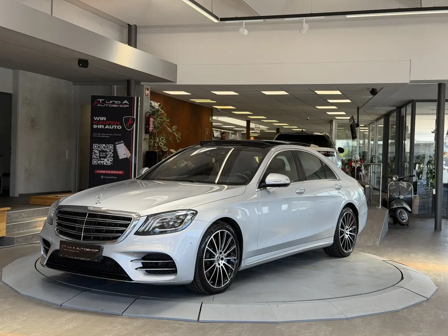 Mercedes-Benz S 400 d AMG-Line *Pano*360*Massage*20Zoll Grau - 1
