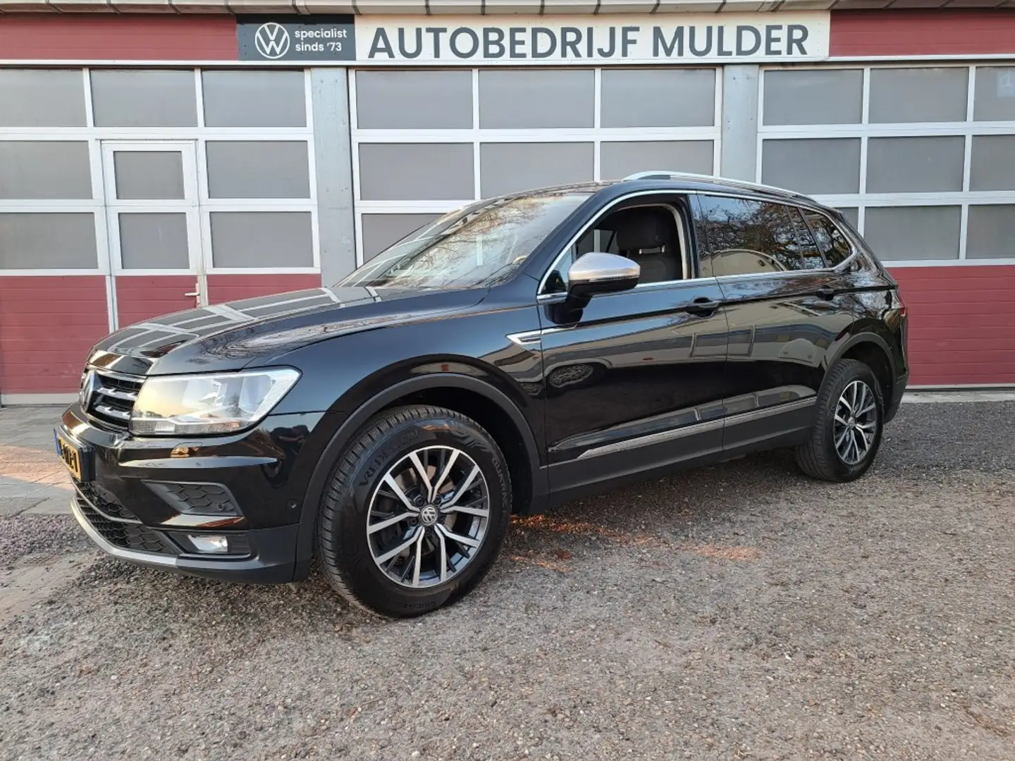 Volkswagen Tiguan Allspace 2.0 TDI 150 Pk 7 persoons Comfortl. Bs. E Noir - 1