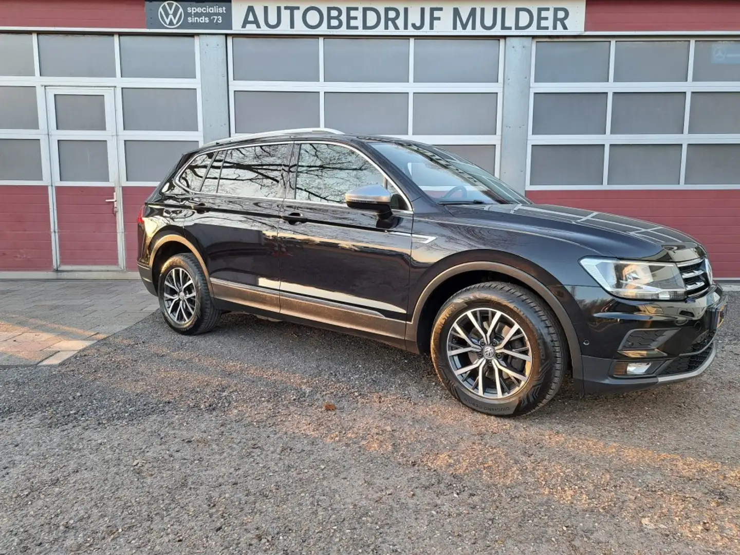 Volkswagen Tiguan Allspace 2.0 TDI 150 Pk 7 persoons Comfortl. Bs. E Noir - 2