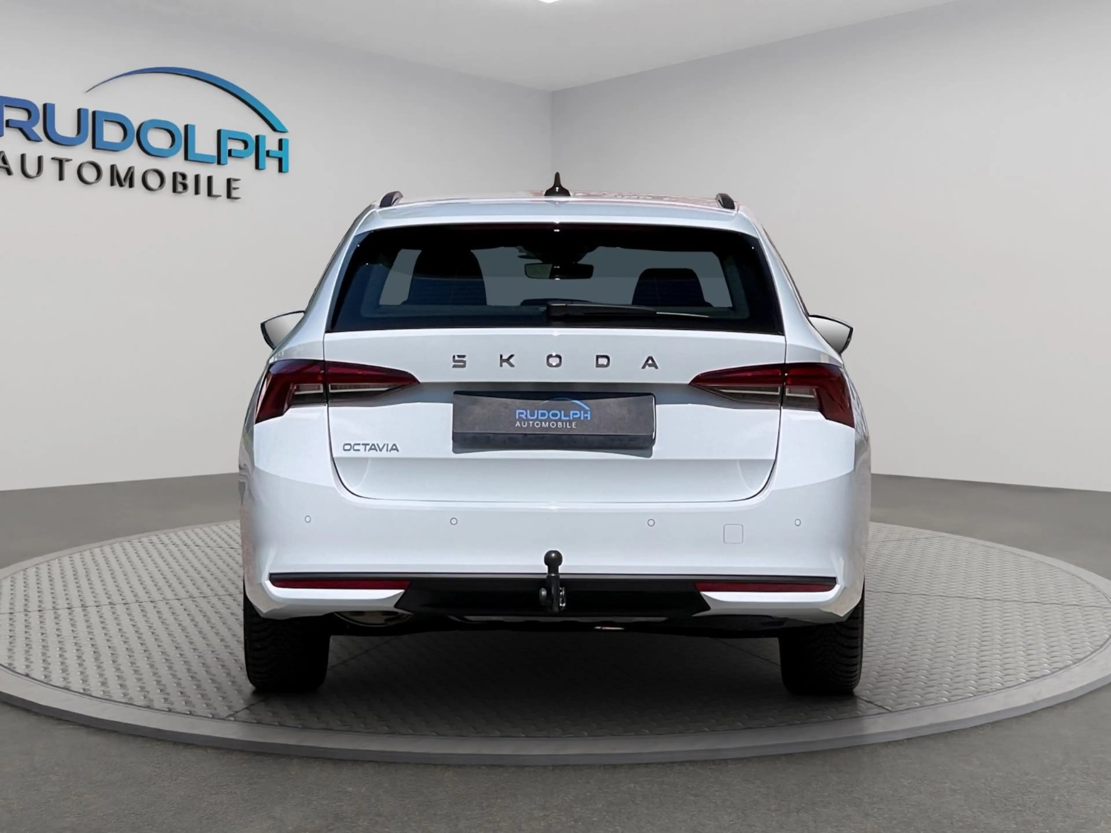Skoda Octavia OCTAVIA 1.5 TSI AUTOM. mHEV 85 kW AHK GARANTIE — photo 6