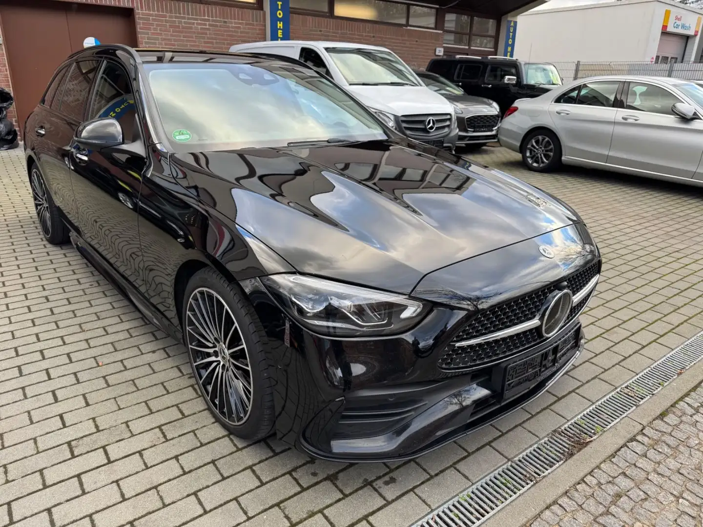 Mercedes-Benz C 300 td  AMG. ACC-Standh.-Leder-Kamera-Night Nero - 2