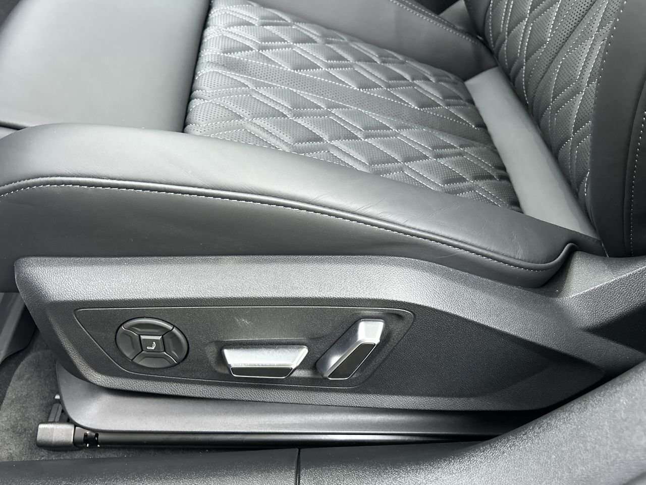 2026 Audi A6 TFSI quattro Technik Sports Plus Pkg | Massage Sea thumb 20