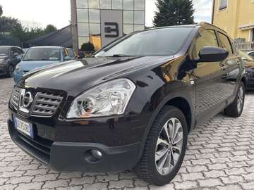 Qashqai 1.6 16v N-Tec TETTO+NAVI+4 STAG+RETROCAME