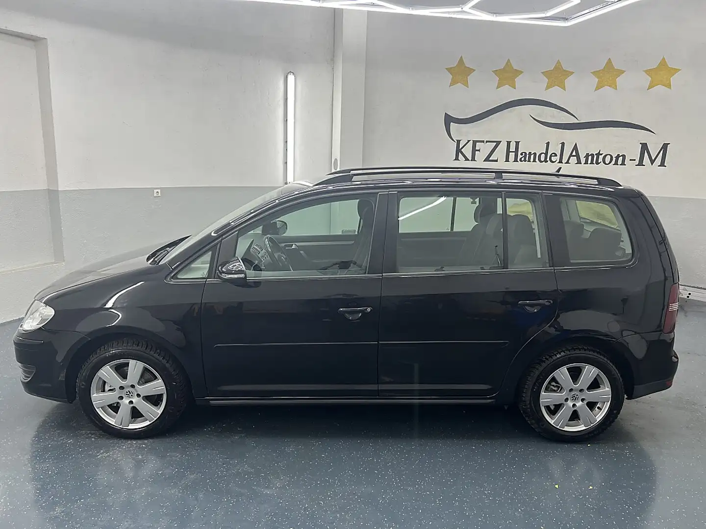 Volkswagen Touran Edition 1,9 TDI  * NAVI * 7 SITZER * SOFORT FIN... Schwarz - 2