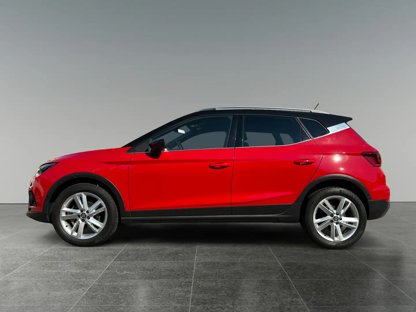 SEAT Arona 1,0 Eco TGI FR       8-fach bereift! Rot - 2