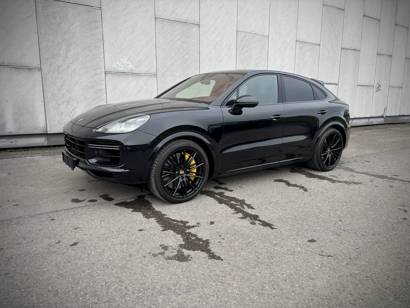 Porsche Cayenne Porsche Cayenne Turbo S E-Hybrid | V8 Bi-Turbo | Vollausstattung | EZ 01/2021 | Tiefschwarzmetallic Schwarz - 2