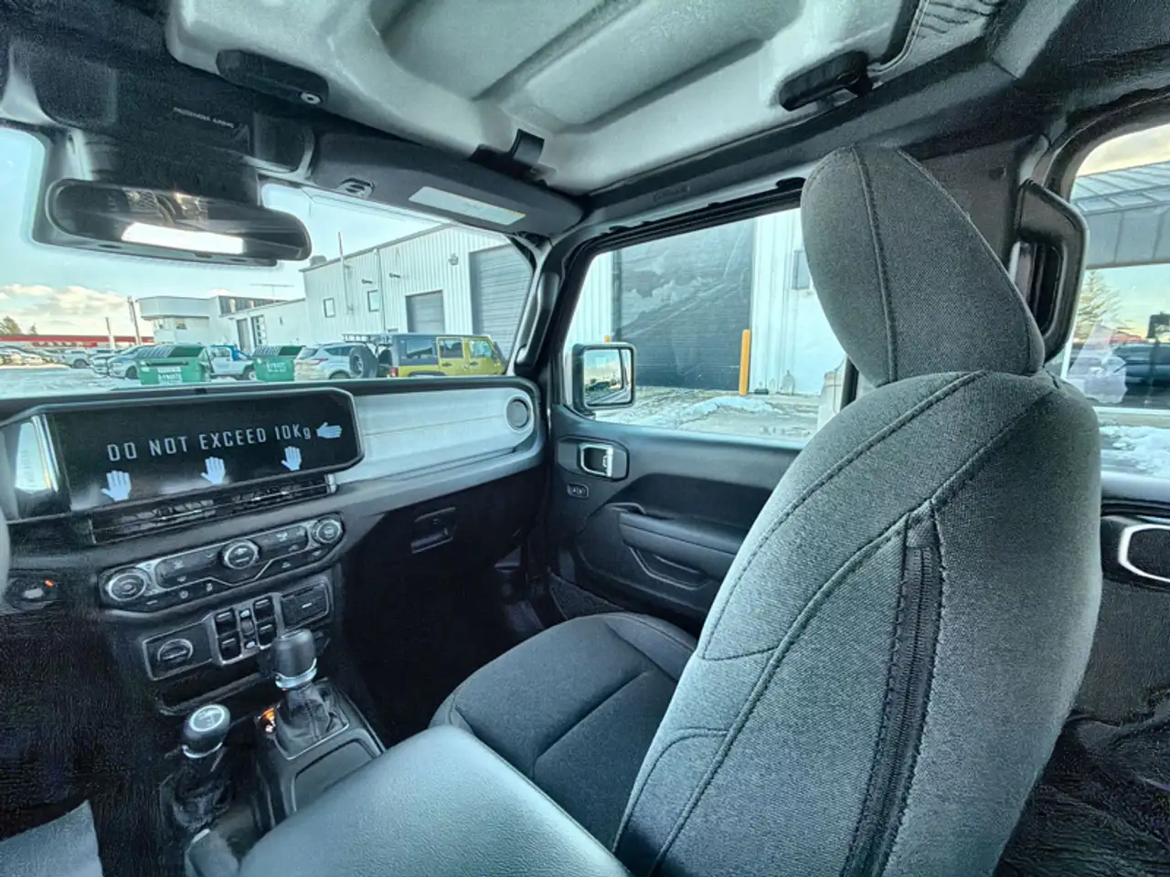 Jeep Wrangler снимка Jeep Wrangler
