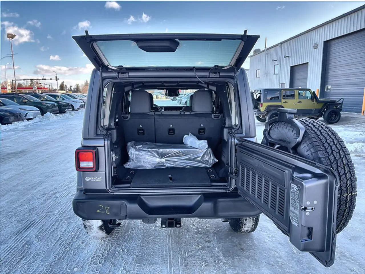 Jeep Wrangler снимка Jeep Wrangler