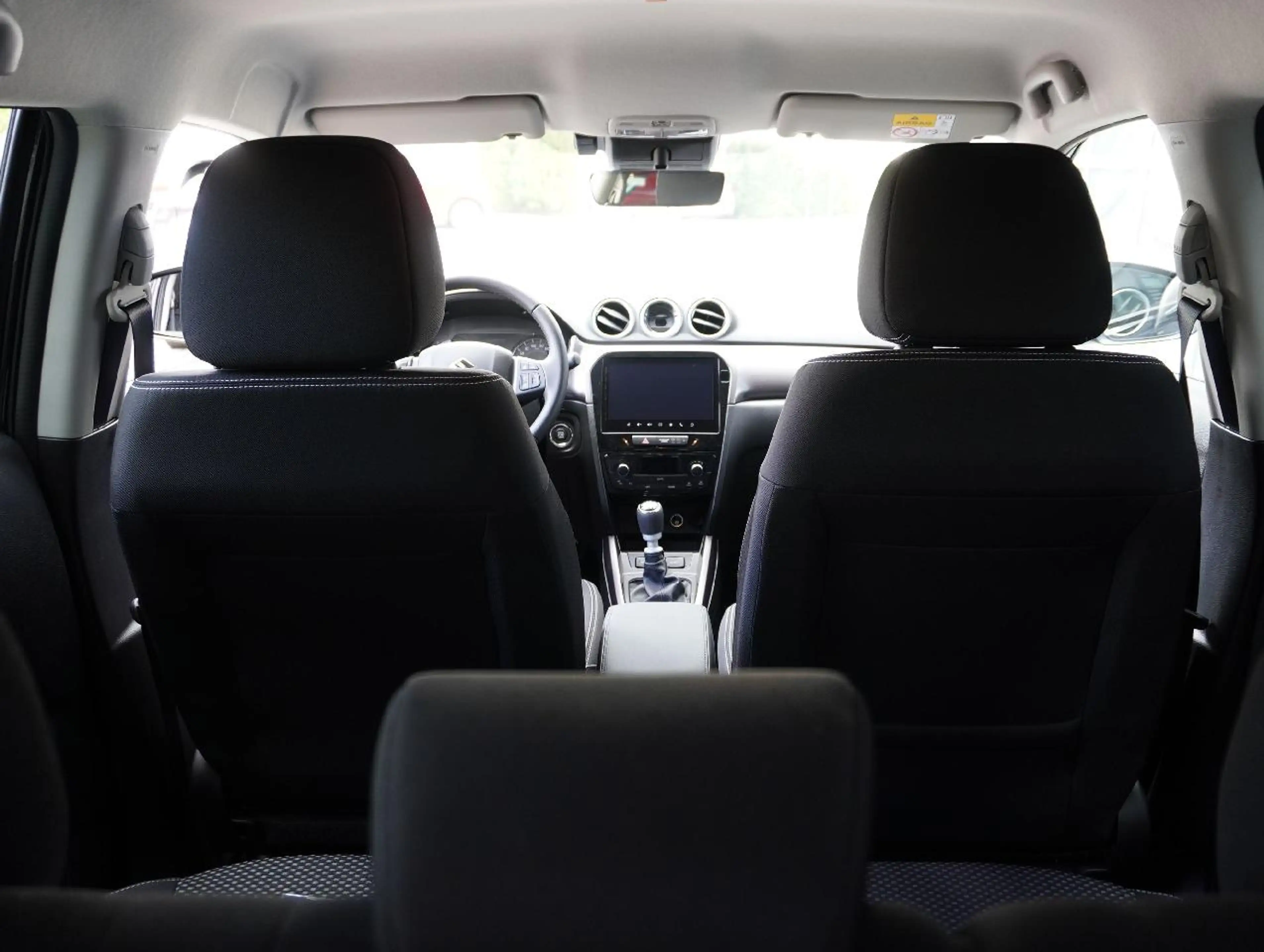 Suzuki Vitara 1.4 Mild-Hybrid Comfort 4x4 — photo 11