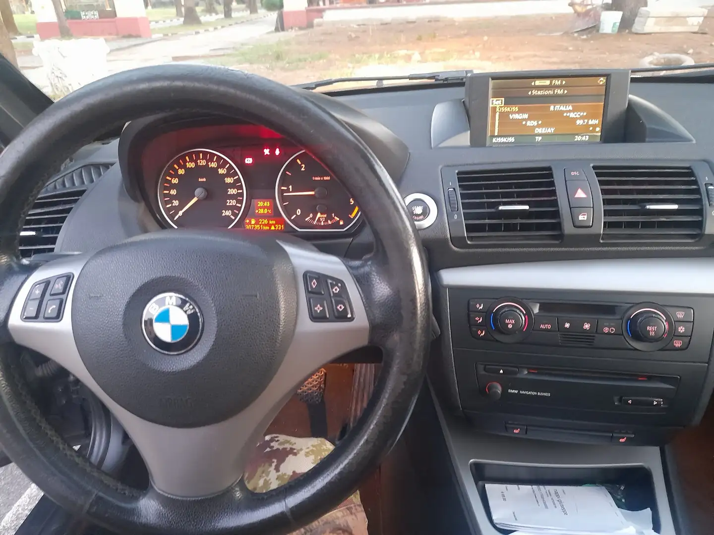 BMW 120 - 1