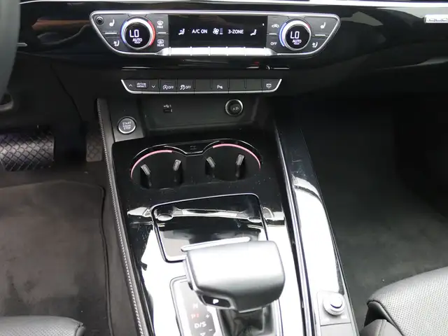 Audi A5 view 13