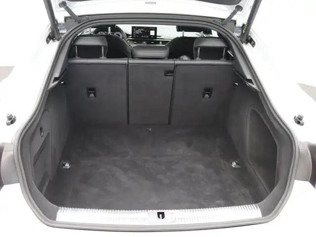 Audi A5 view 8