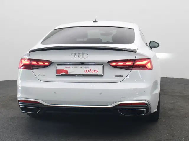 Audi A5 view 6
