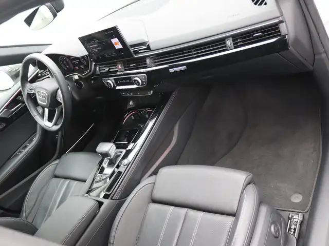 Audi A5 view 9