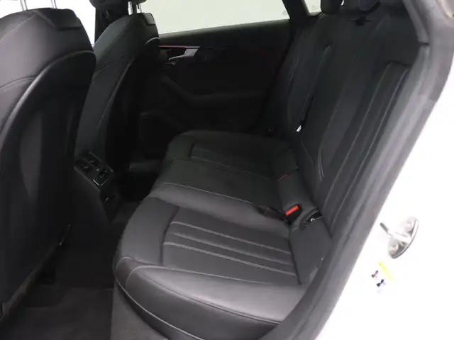 Audi A5 view 10