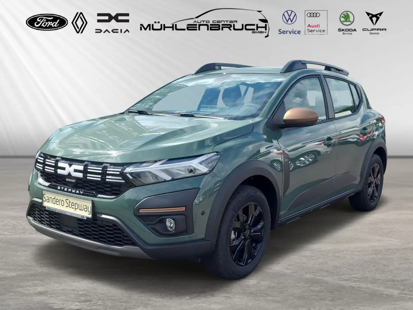 Dacia Sandero Stepway TCe 110 Extreme (DJF) Grün - 1