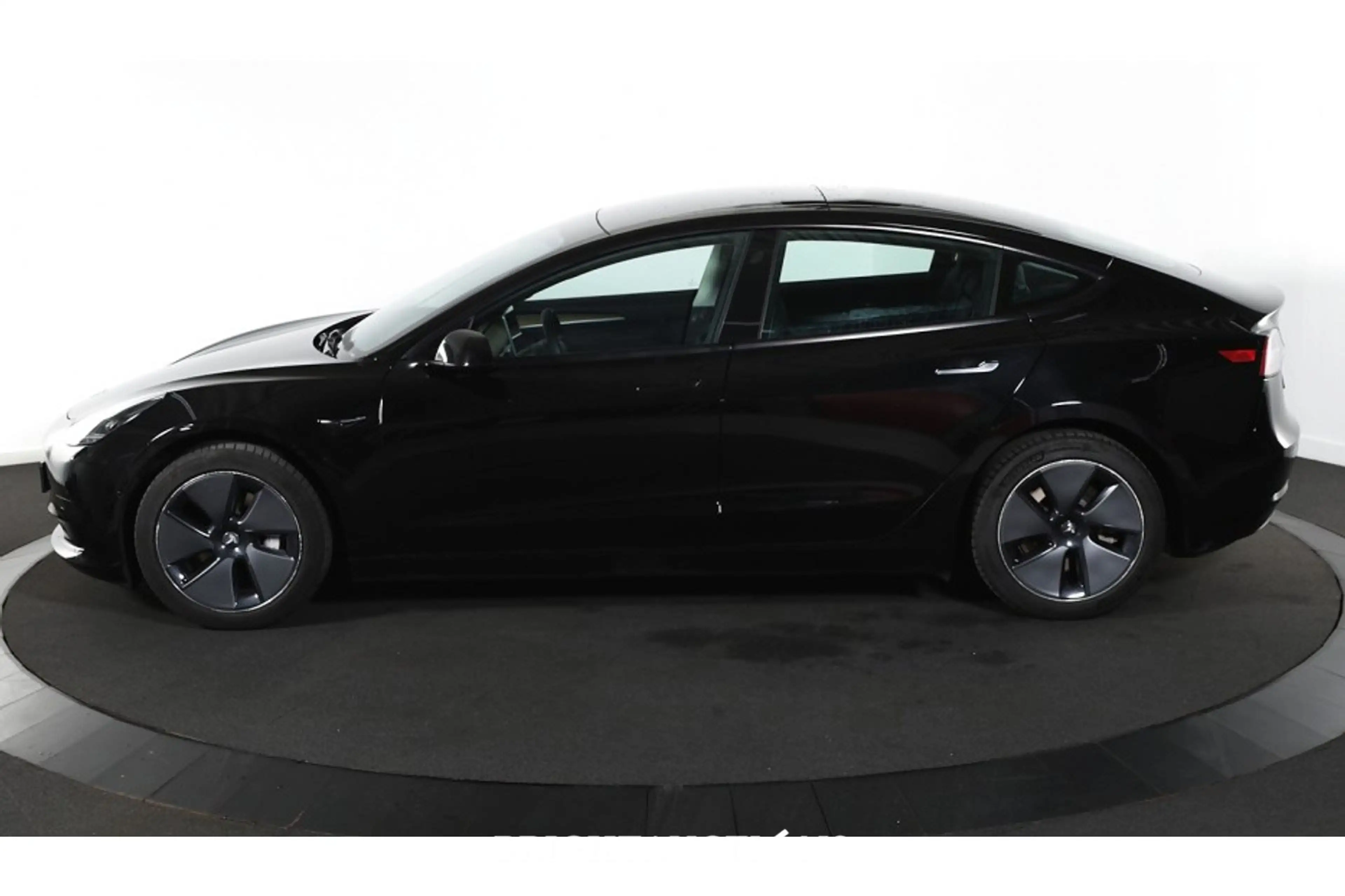 Tesla Model 3 Standard RWD Plus 60 kWh — photo 7