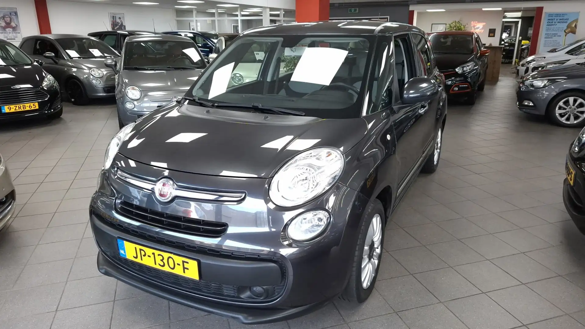 Fiat 500L Living 0.9 TwinAir Easy Grijs - 1