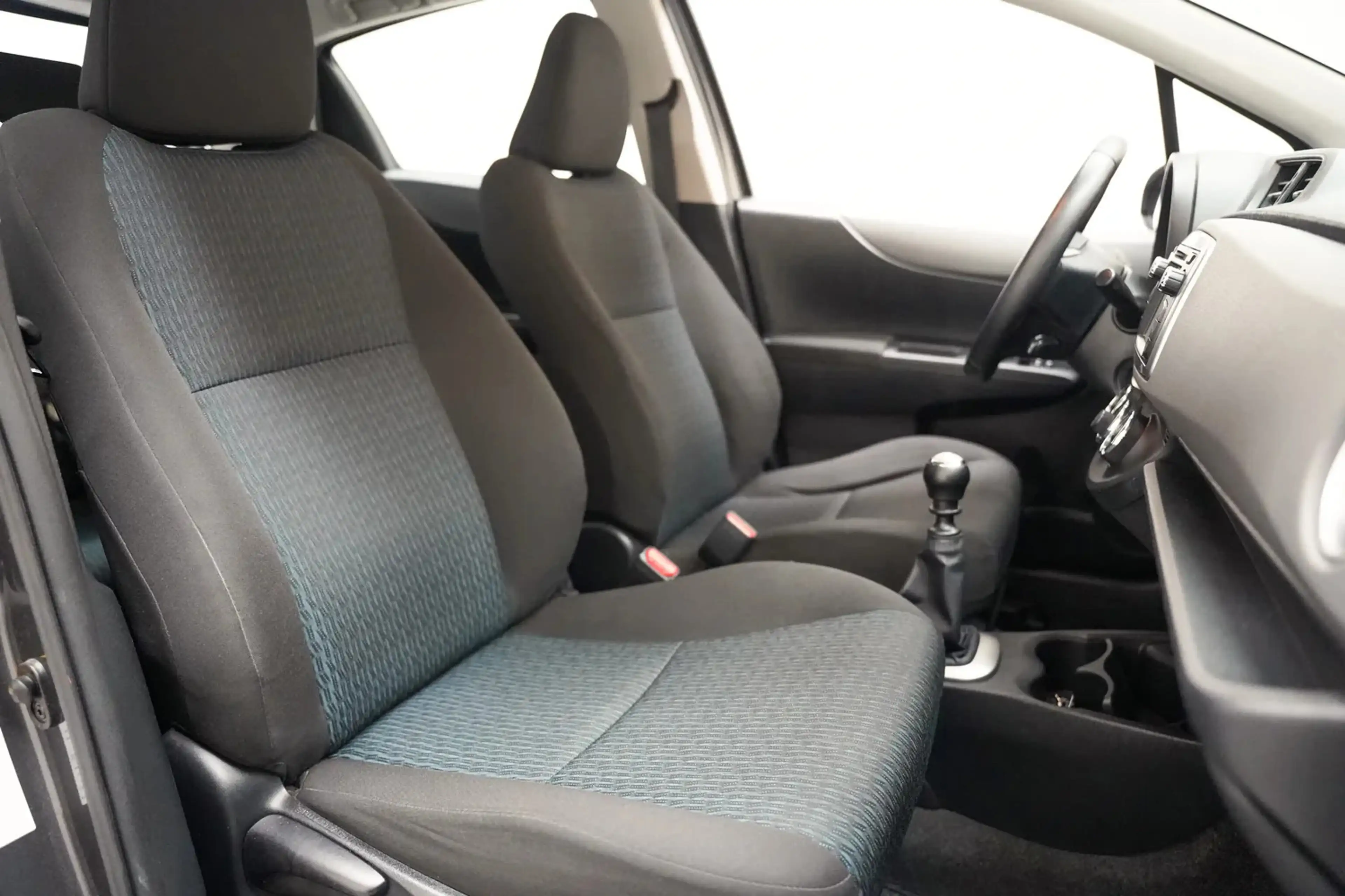 Toyota Yaris 1.3 VVT-i Aspiration [ Trekhaak Camera Airco Cruis — photo 10