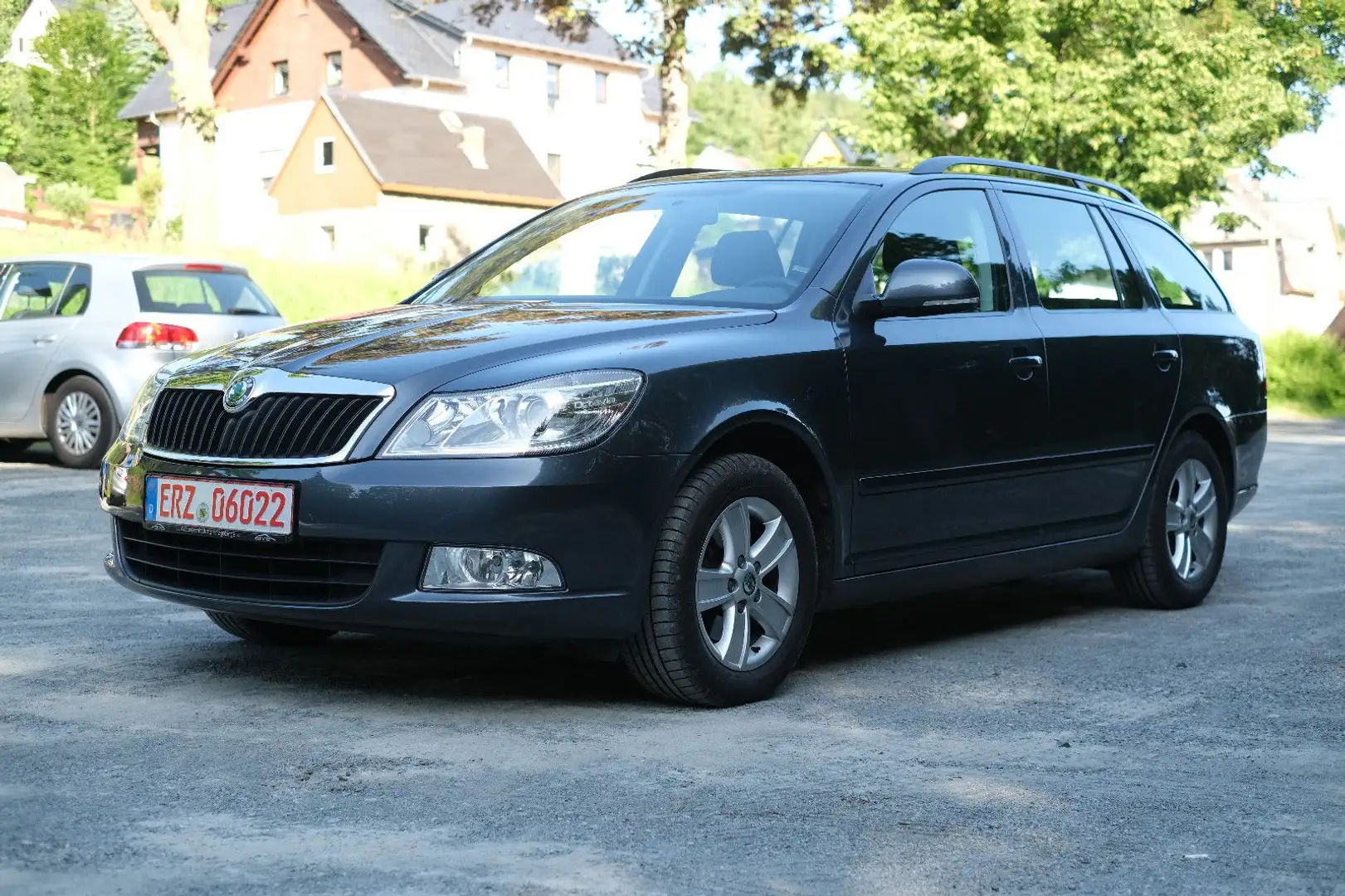 Skoda Octavia Combi 1.8TSI 1.Hand S-Heft Grau - 1